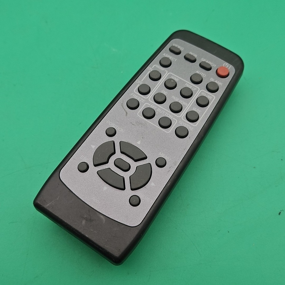 HITACHI R001‎ Remote DD-11456 Tested Works